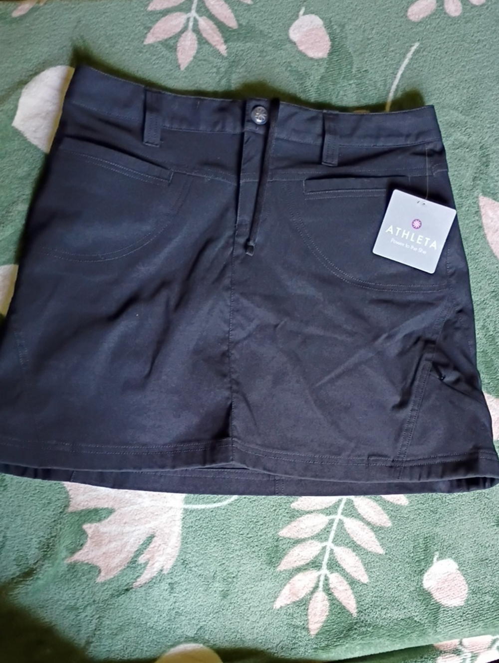 NWT Athleta Black Women's Active Skort with Pockets